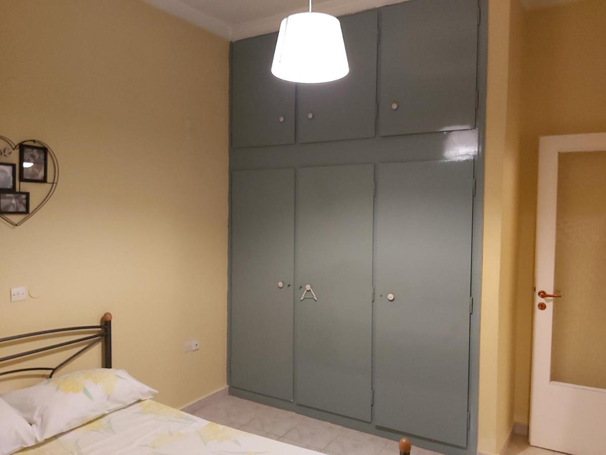 Apartment Getaway In Sparti Esterno foto